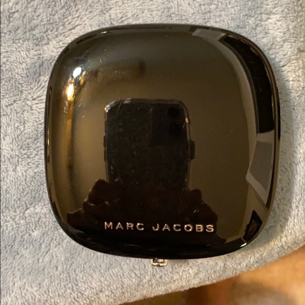 Mark Jacobs 500 fawn Cocoa Perfection powder